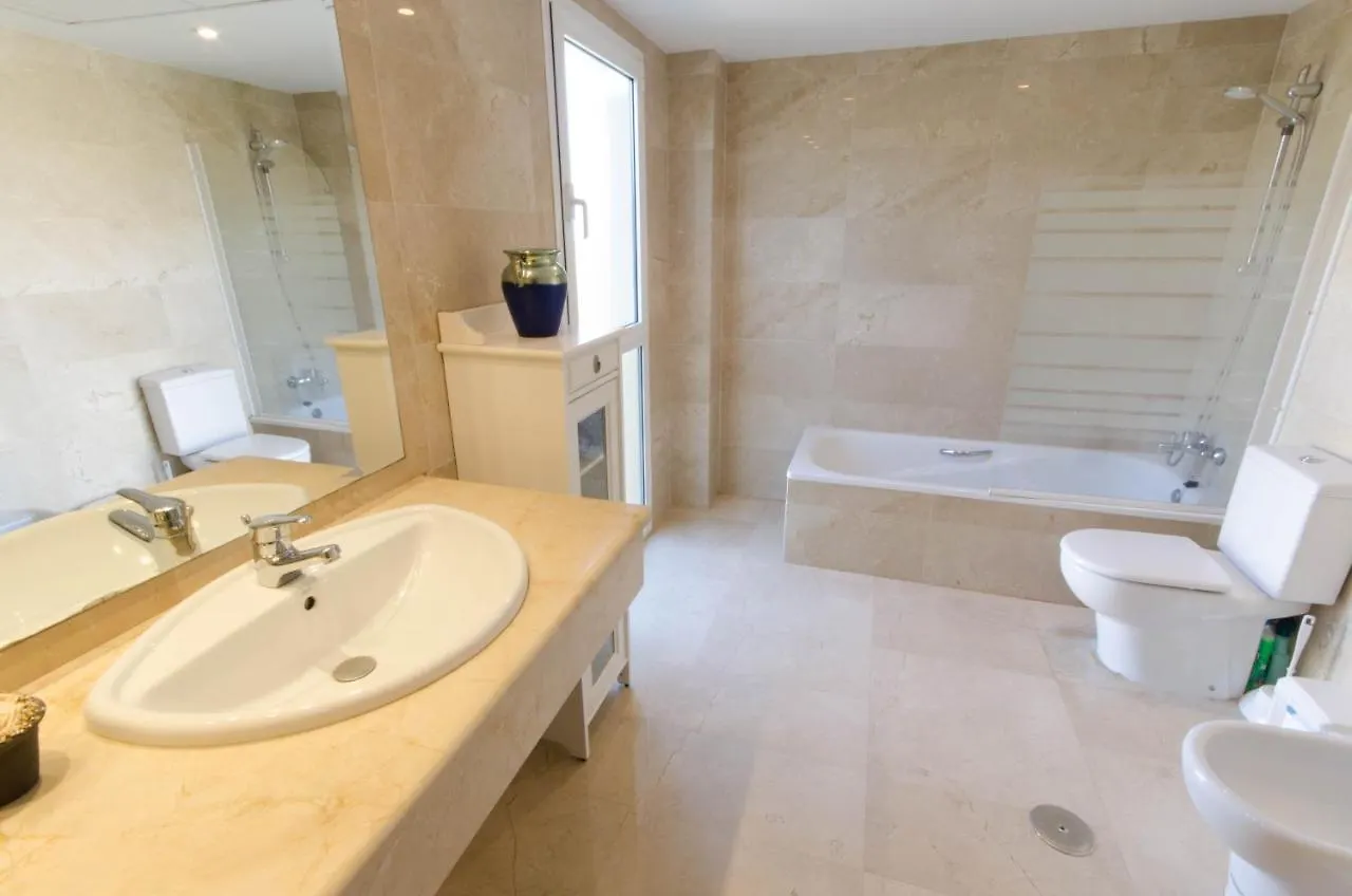 El Coral Apartment - First Beach Line Estepona